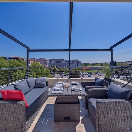 La Terrazza * * * *city Center Lux New Apt+parking * 普拉